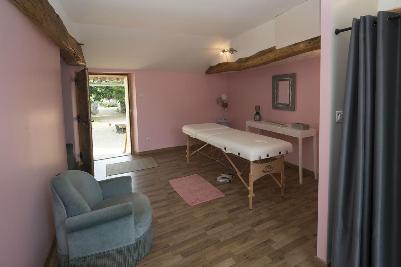 Chambres D'Hotes Les Delices De La Roche Louresse-Rochemenier Buitenkant foto
