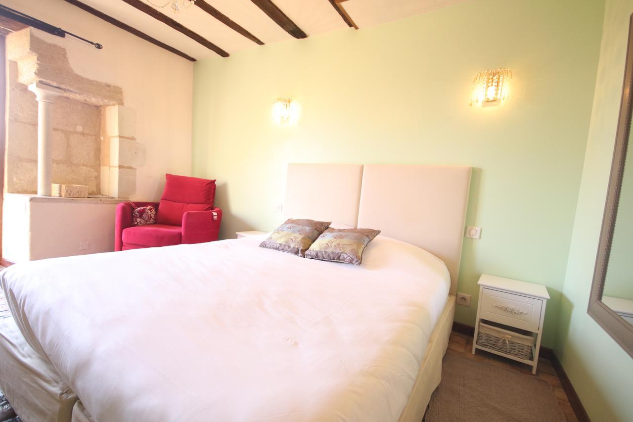 Chambres D'Hotes Les Delices De La Roche Louresse-Rochemenier Buitenkant foto